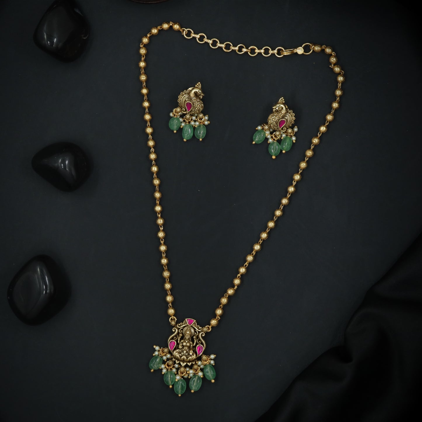 Silver Diety Lakshmi With Beaded Chain Pendant Set