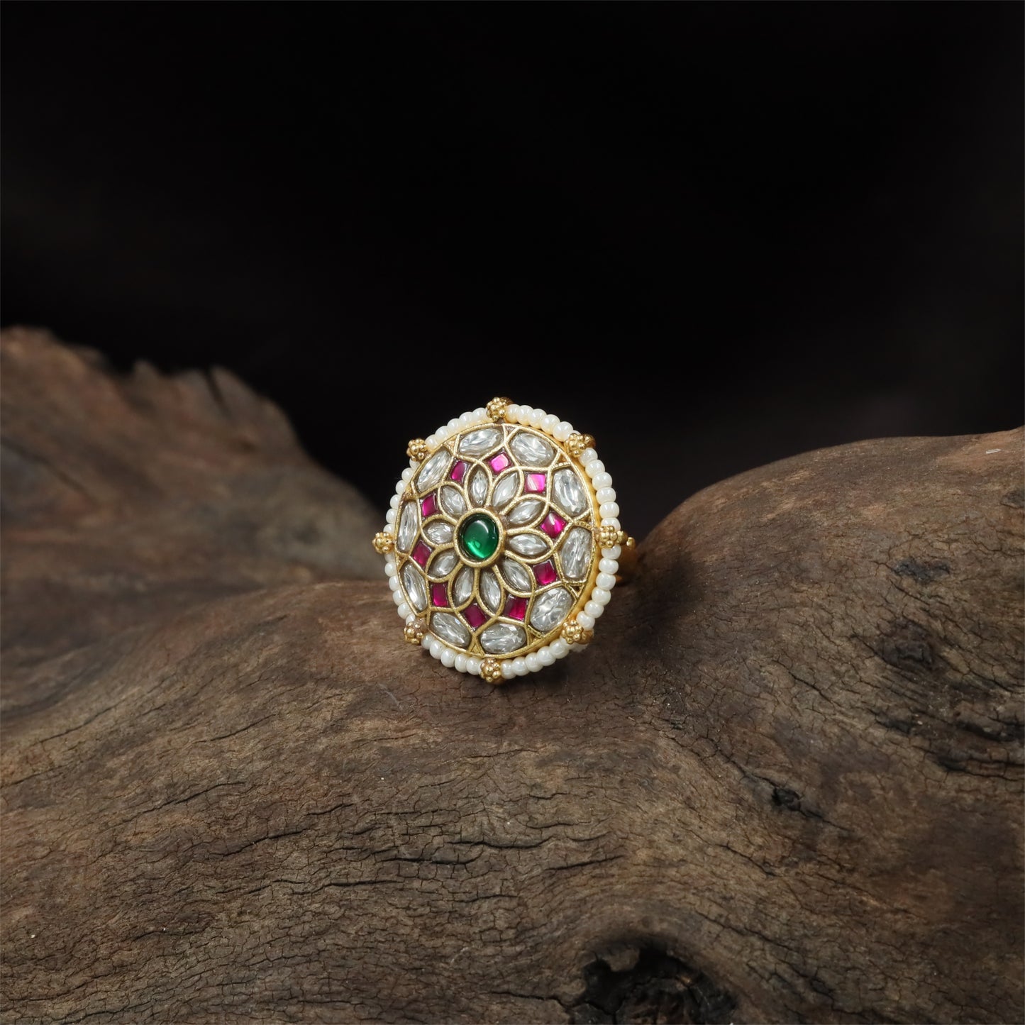 Jubilant Pattern Jadau Finger Ring with Decorative Cluster Finish