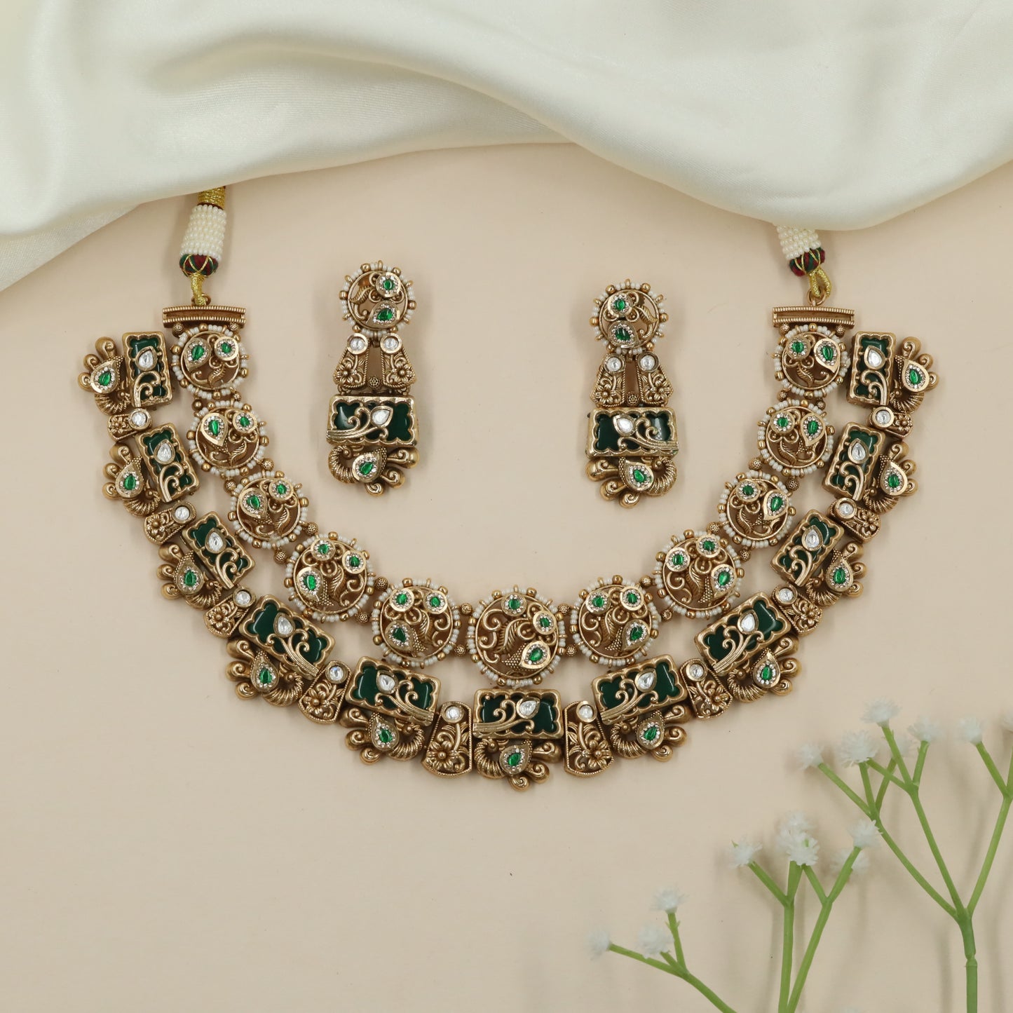 Empress Vine Kundan Necklace with Repeating Scroll Frames