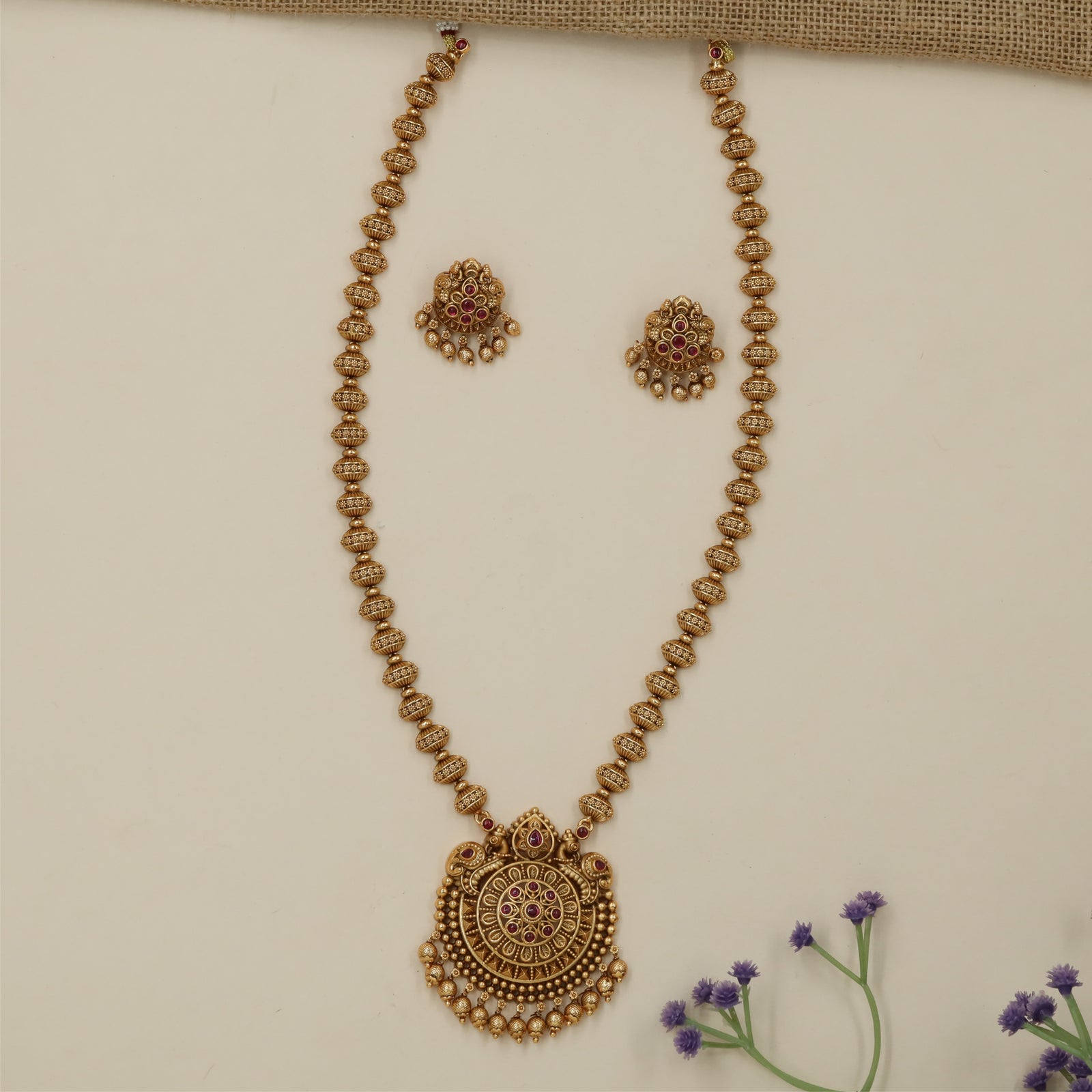 Devina Disc Pattern Antique Chain With Traditional Pendant Styling