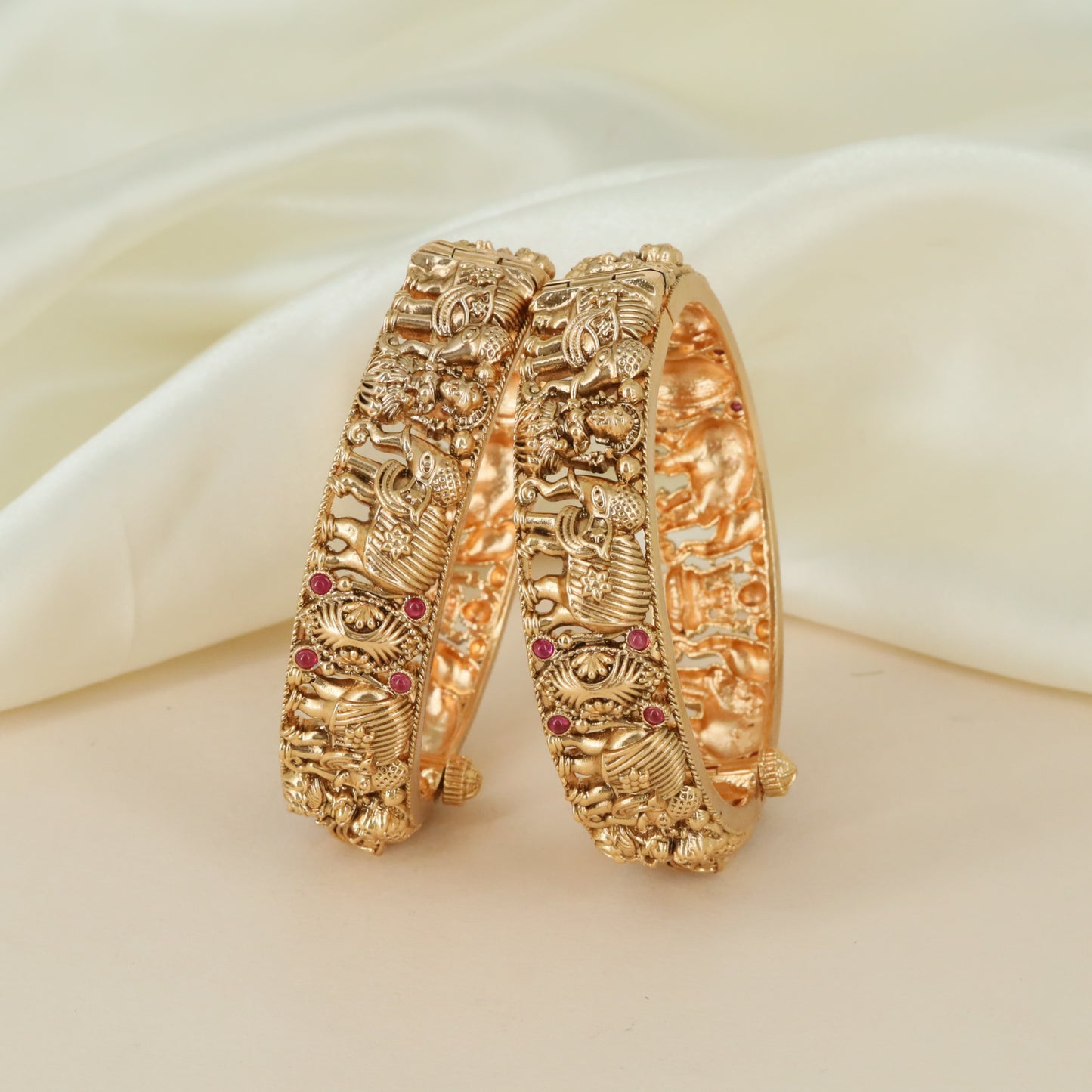 Signature crafted design Antique bangles with ornamental richness
