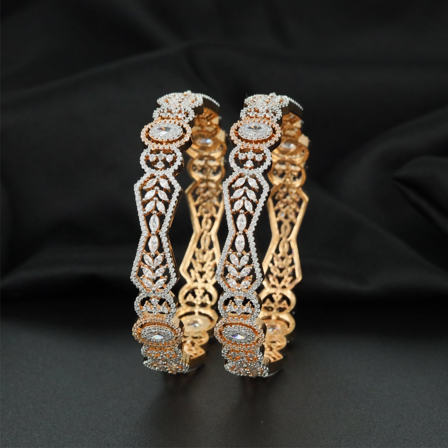 Crown Weave Gj Bangles with Intricate Geometric Framework