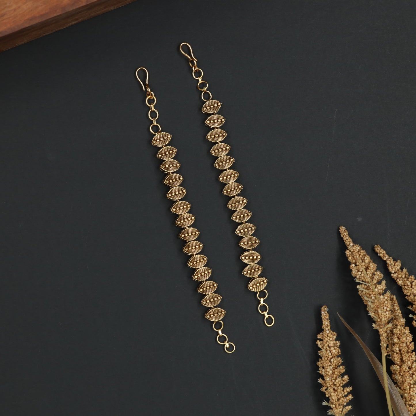Designer Chain Mati with Repeating Curved Panels and Connector Rows