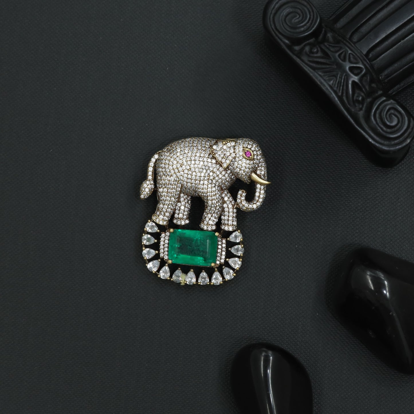 Heritage Elephant Victorian Brooch with Curved Trunk Formation