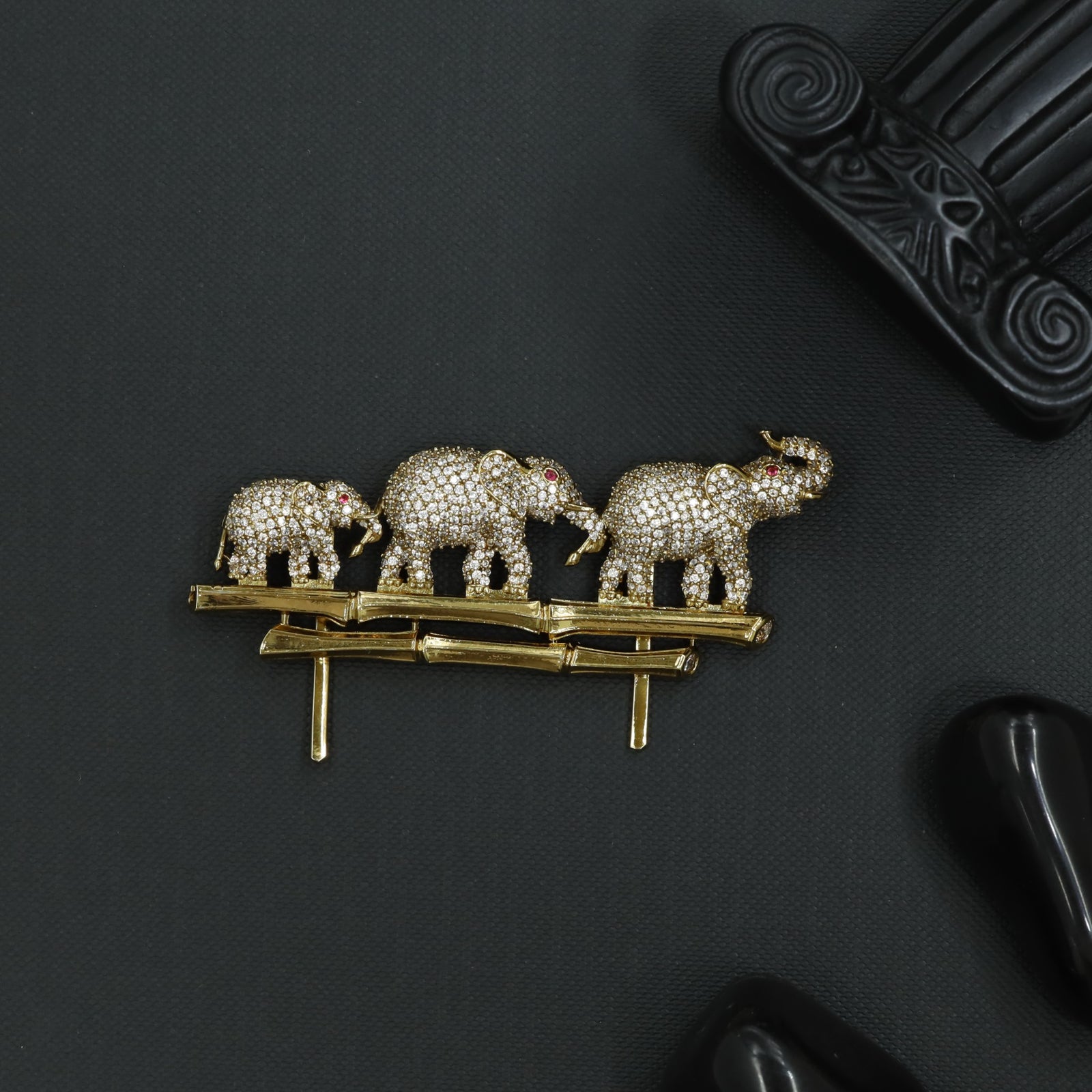 Royal Elephant Family Brooch with Bamboo Branch Styling