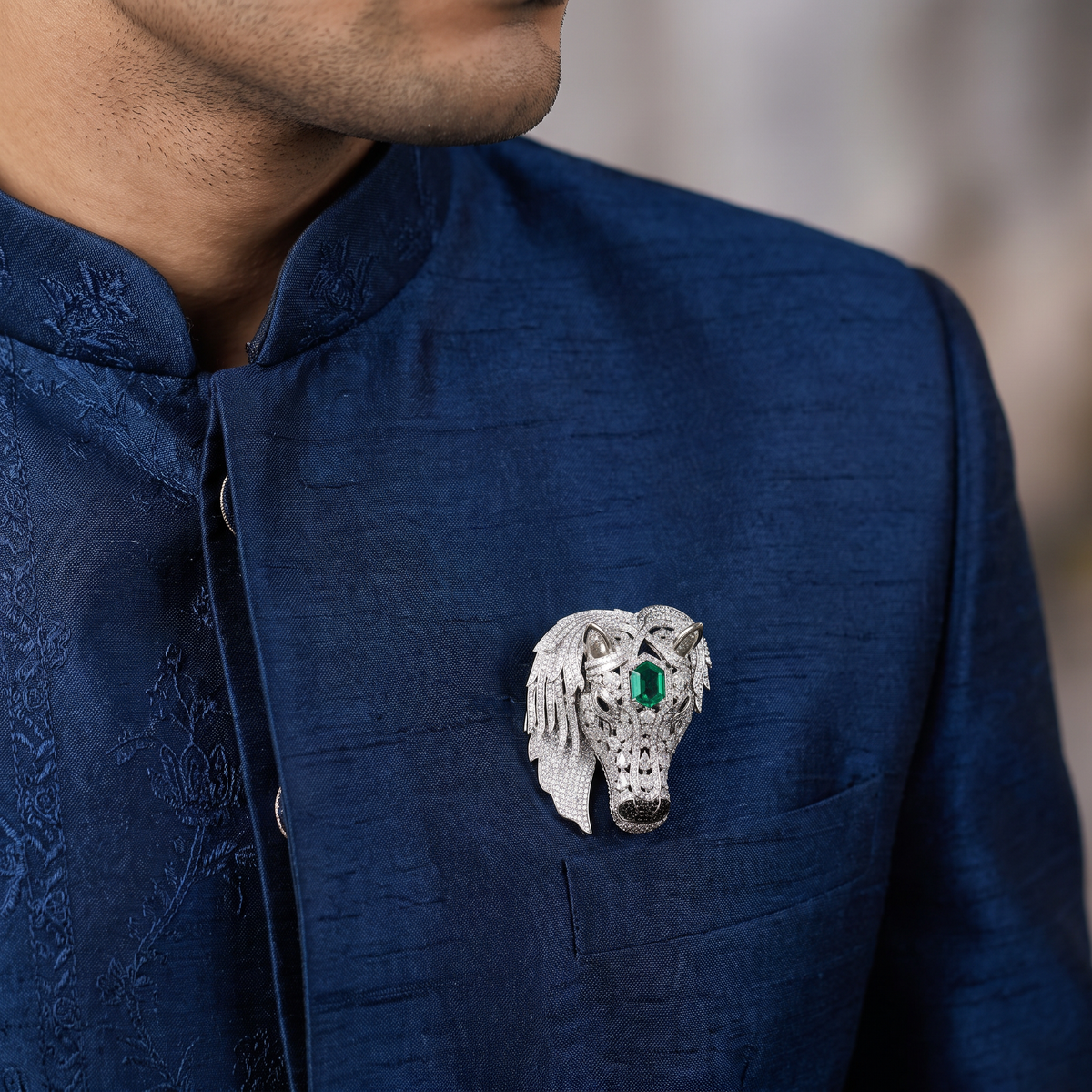 Grand Equine Rhodium Brooch with Raised Head Composition