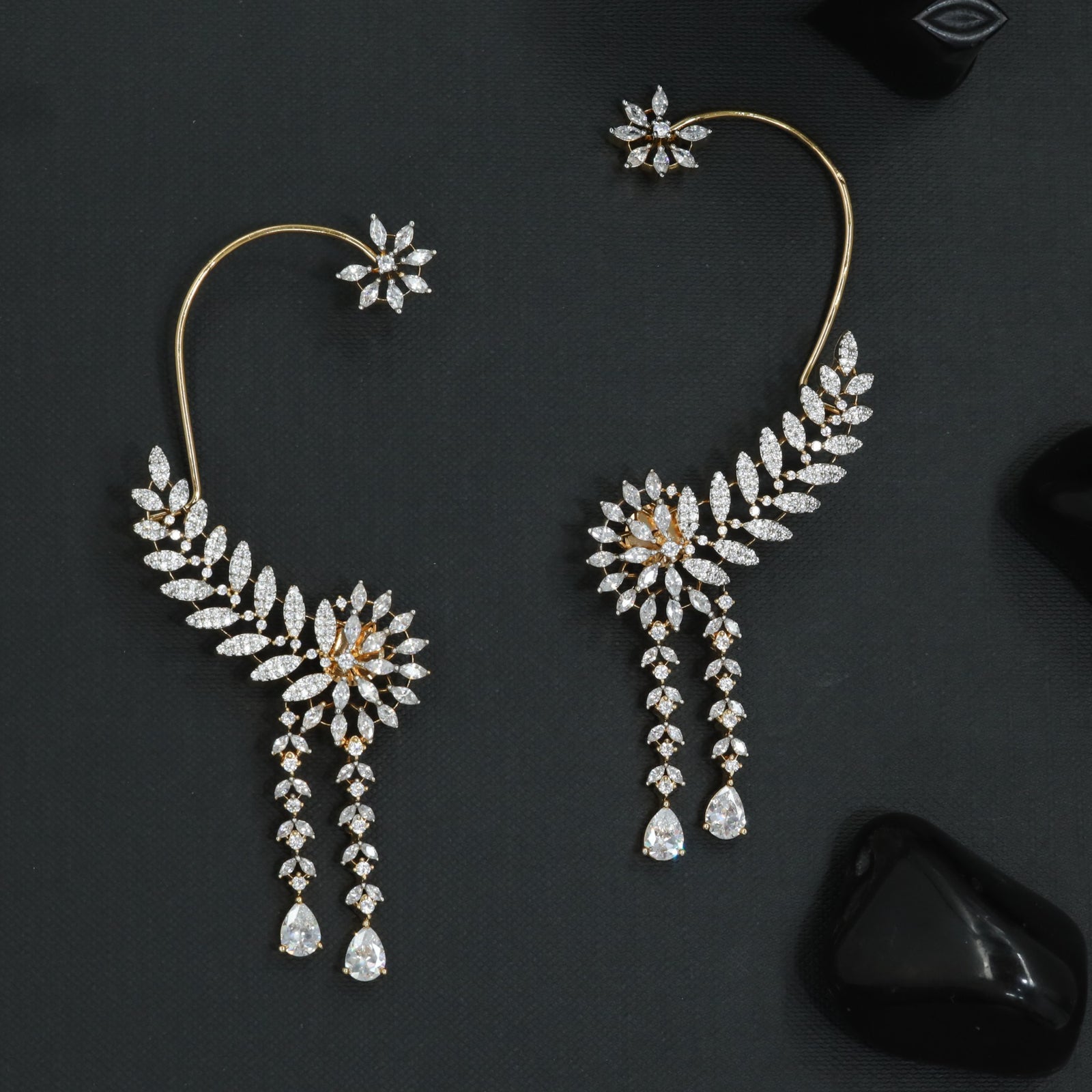 Garden Crest Earcuff with Tapered Tassel Layout