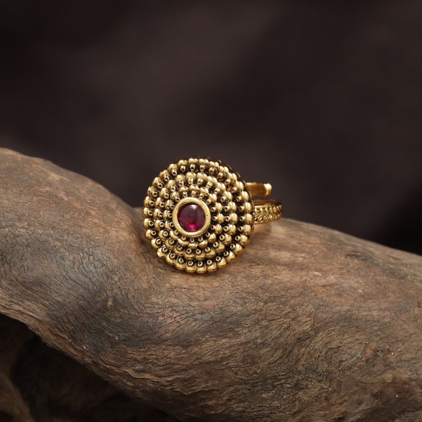 Regal Sunburst Antique Finger Ring With Layered Bead Border Design