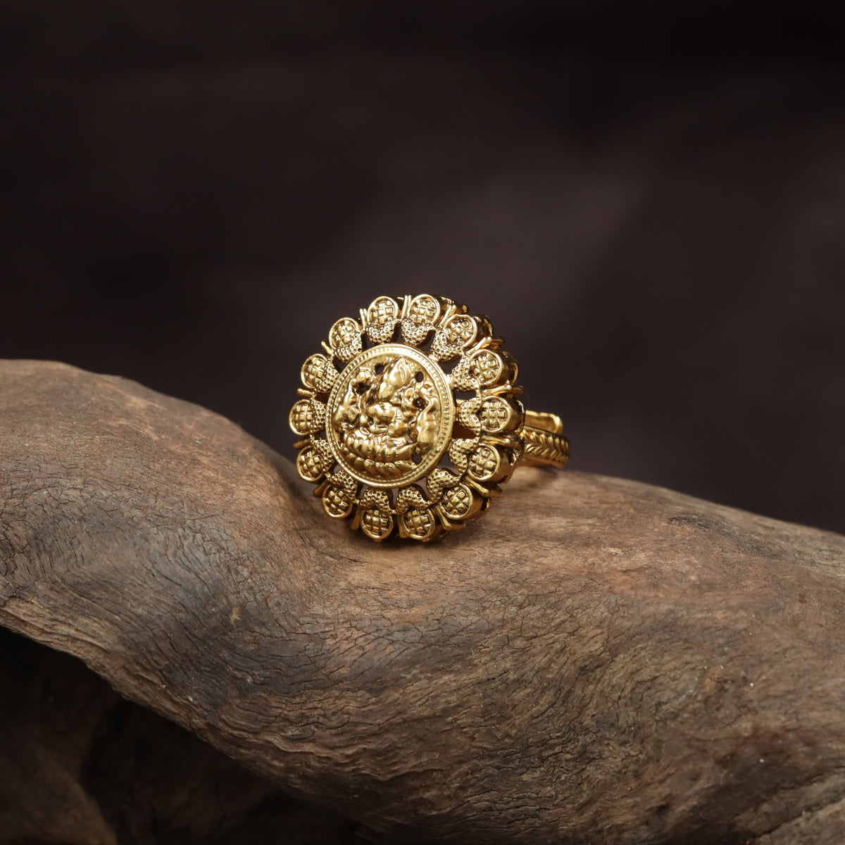 Designer Lakshmi Centre Antique Finger Ring With Floral Pattern
