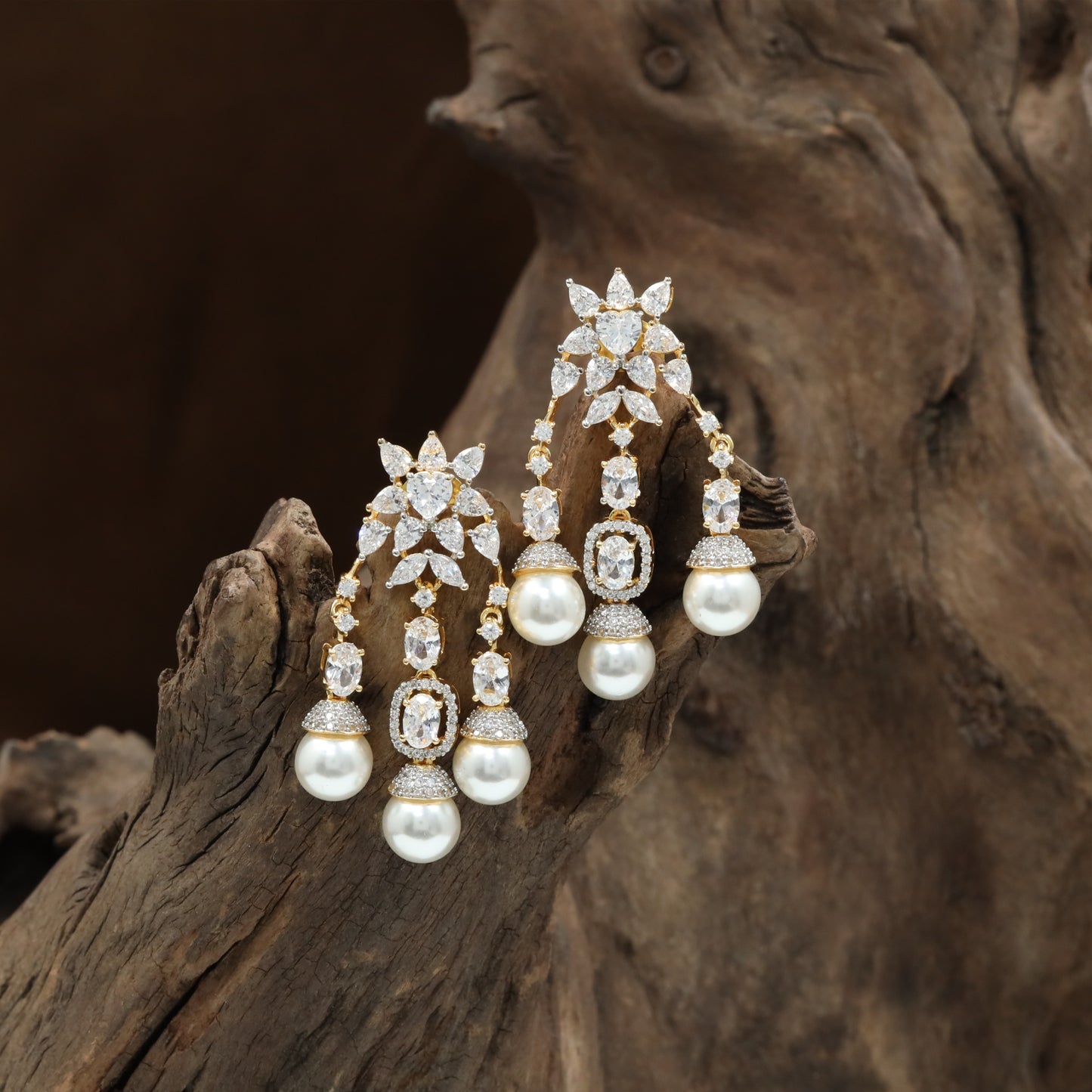Luxury Pearl Hanging with Structured Floral Connectors and Drop Borders