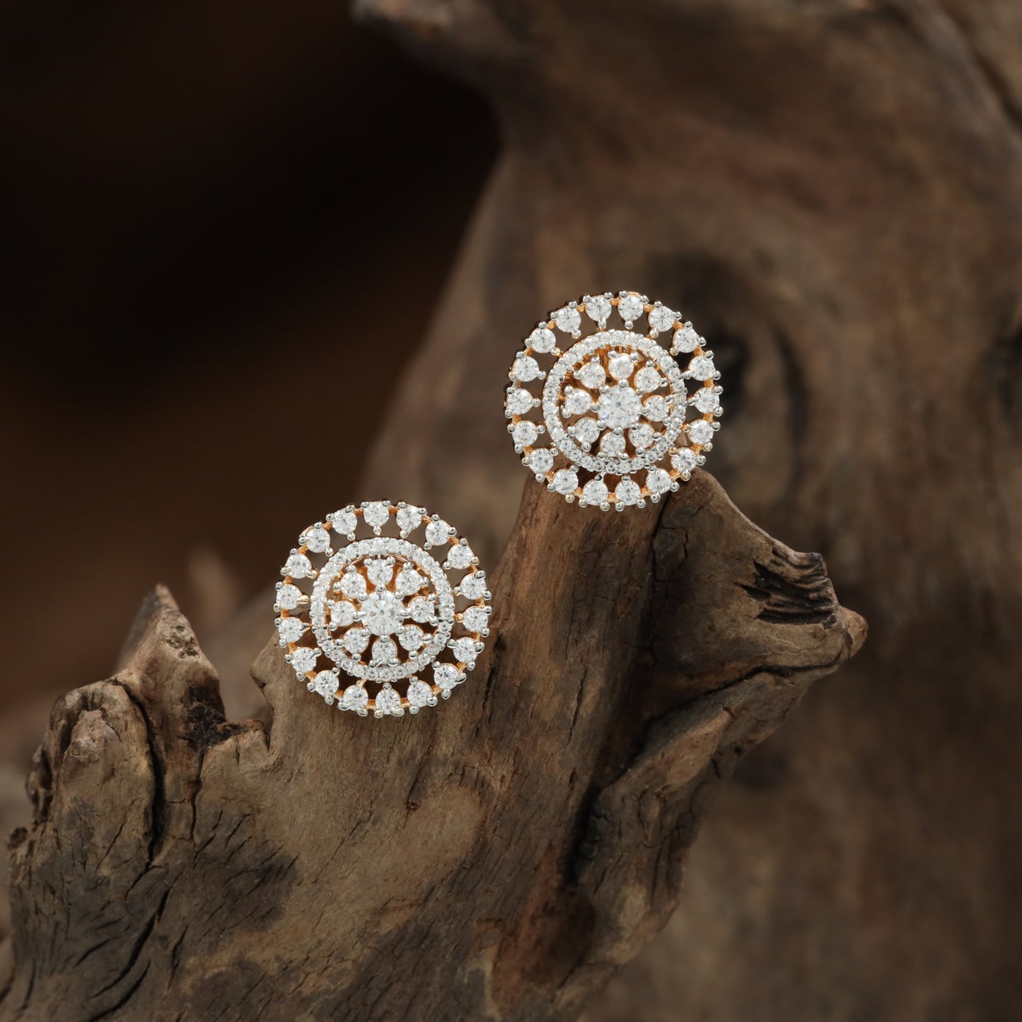 Petal Ring Stud with Structured Border Detailing