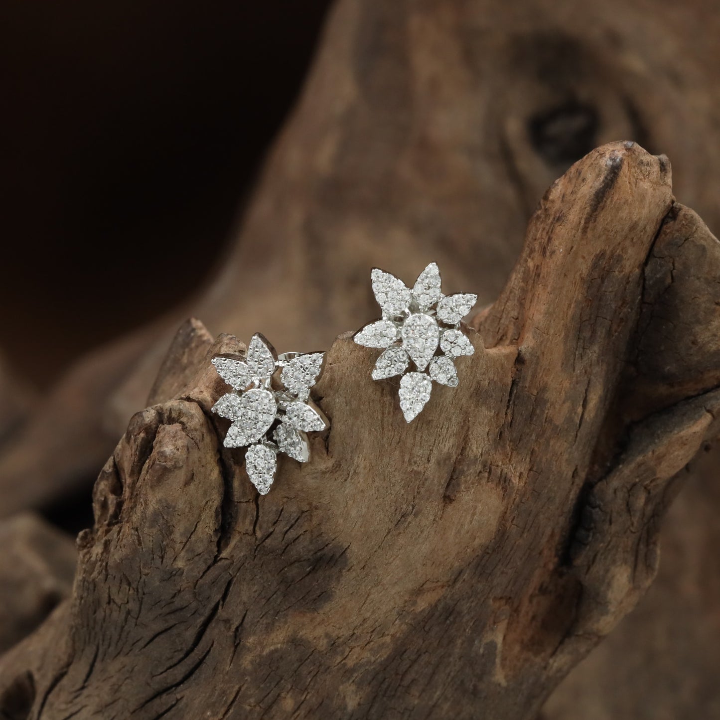 Twinkle Petal Frame Stud with Raised Centre Arrangement