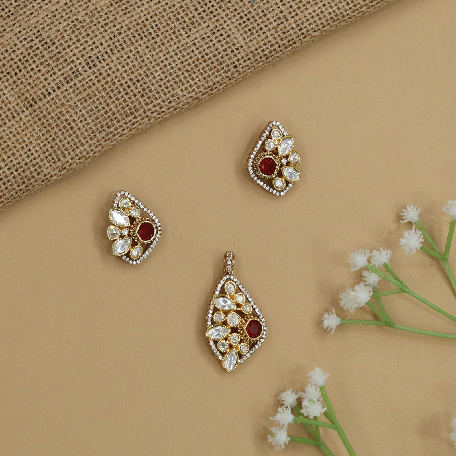 Grand Cluster Pendant Set with Structured Open Arrangement and Border Styling