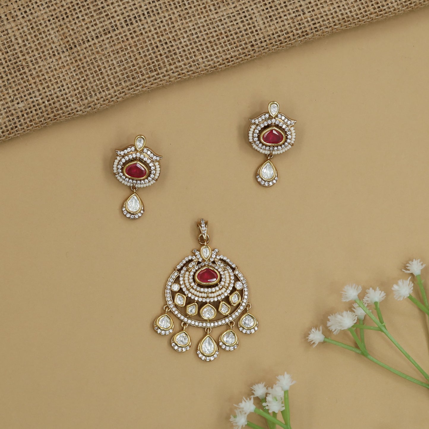 Grand Loop Pendant Set with Structured Dome Styling and Border Arrangement