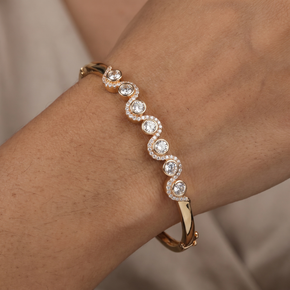 Bezel Frame Kada with Repeating Disc Arrangement and Border Styling