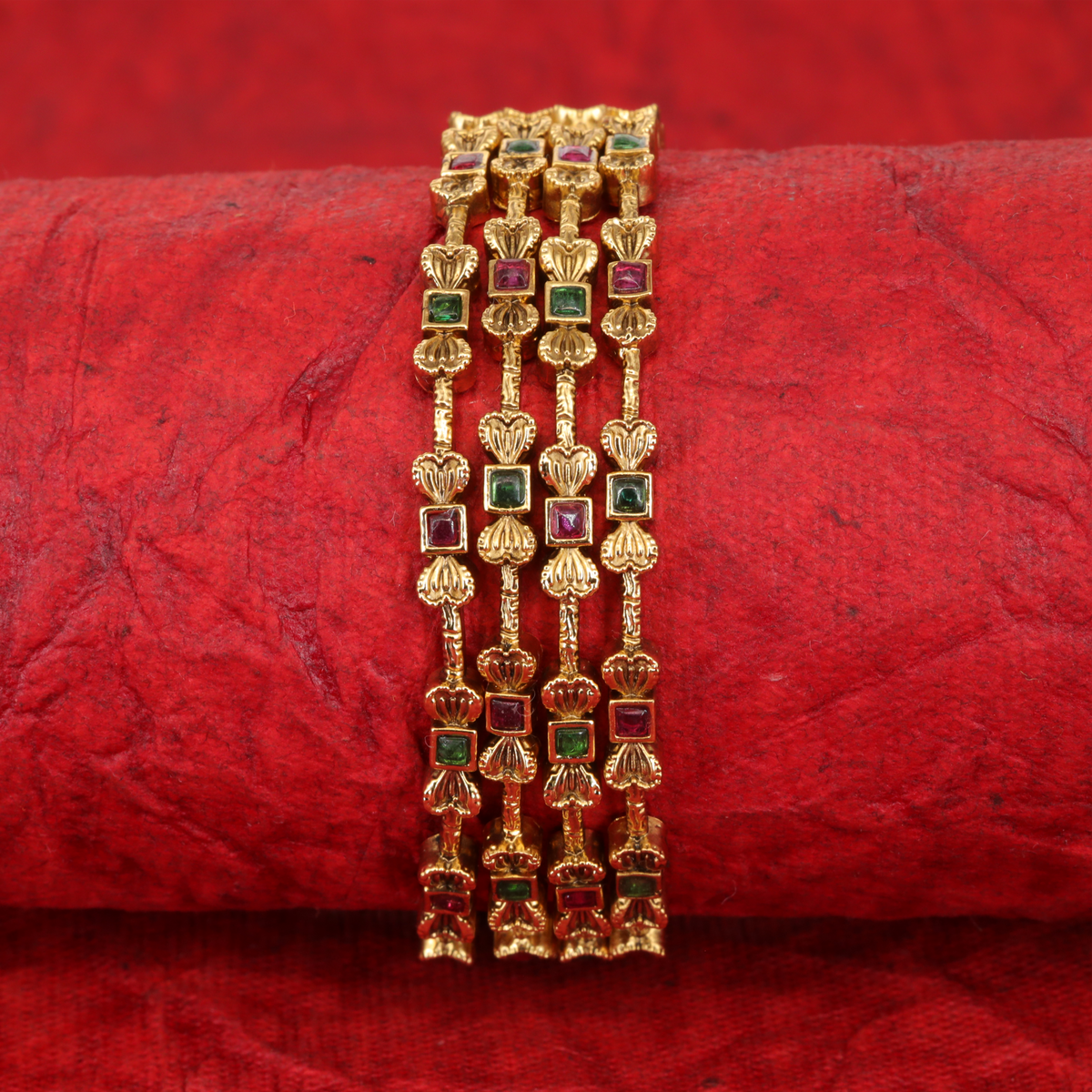 Shrivalli Scallop Pattern Bangles with Alternating Square Stone Connectors