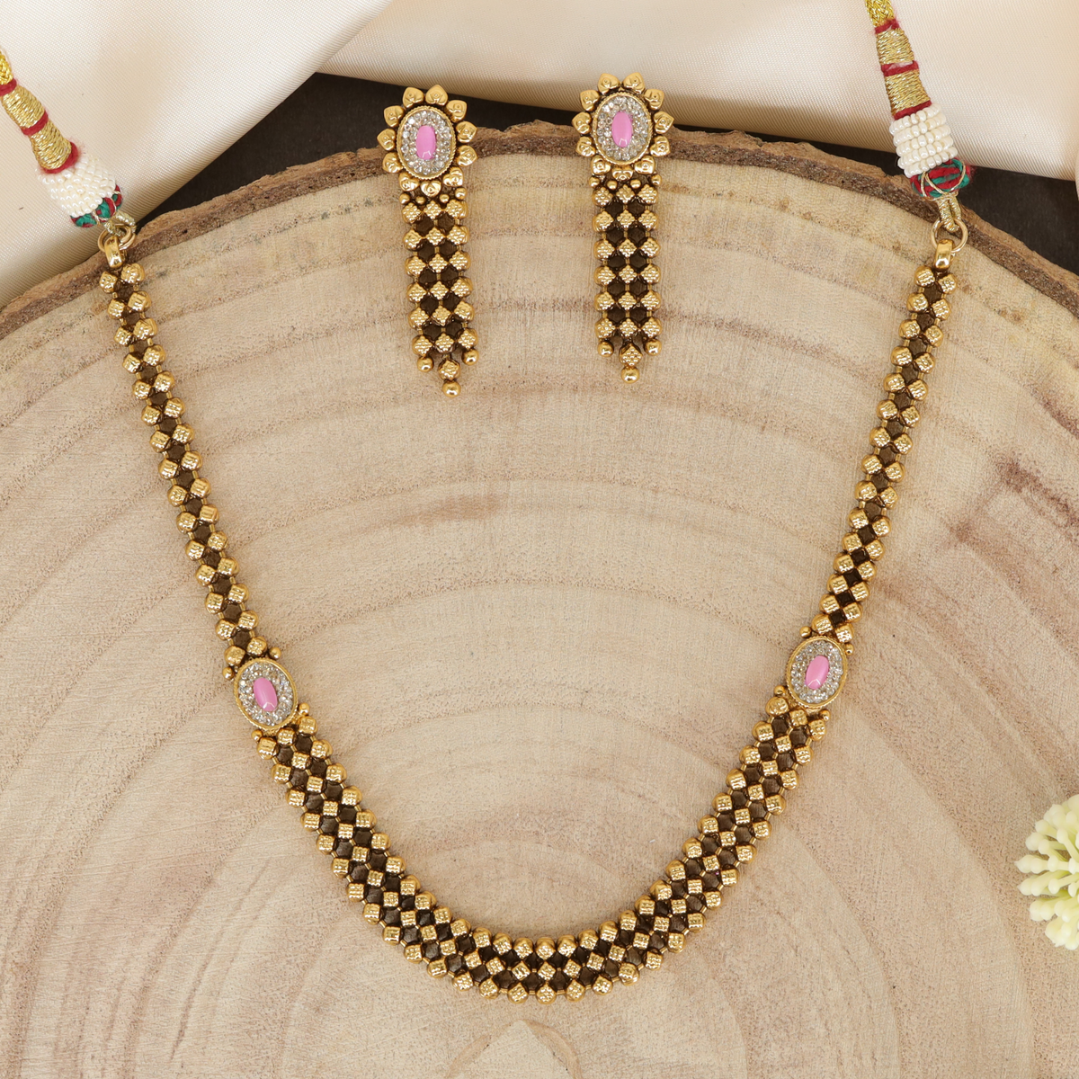 Traditional Interlinked Cube Necklace with Stone Highlight Units
