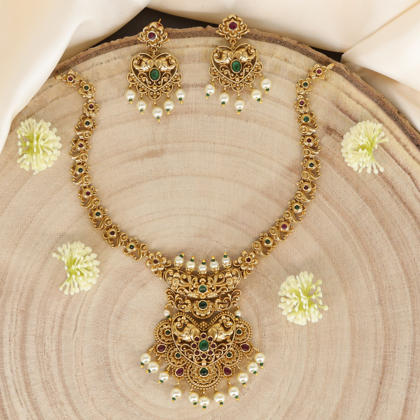 Antique Necklace X104223