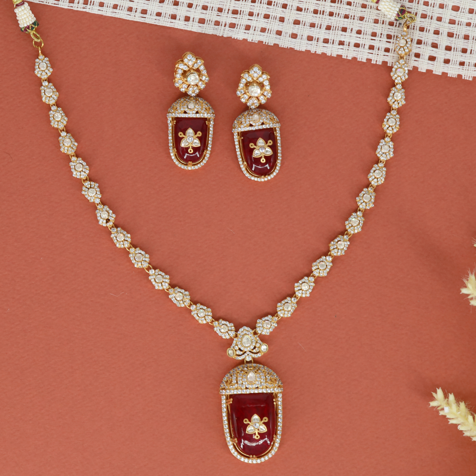 Classic Link Necklace with Floral Motif Chain and Bold Pendant Drop