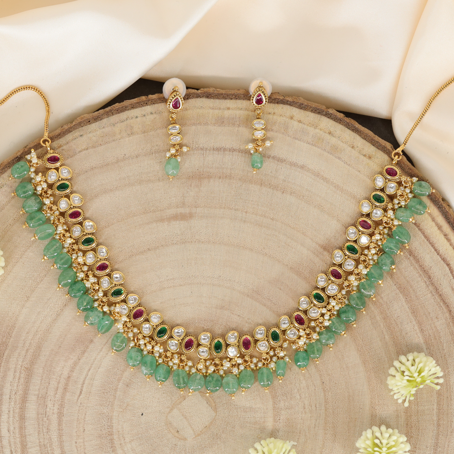 Antique Neckalce X104674