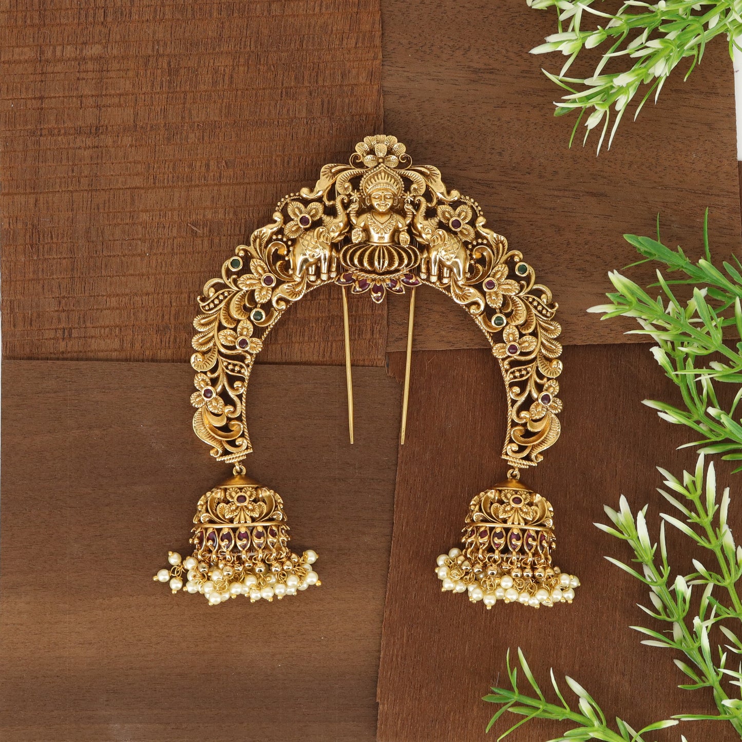 Kirtiprabha Sculpted Temple Head Arch with Layered Jhumka Finish