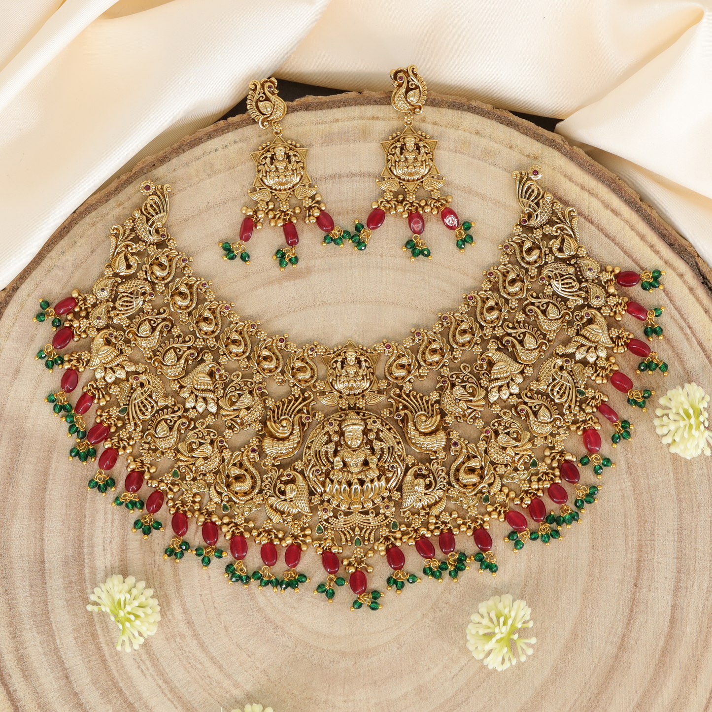 Antique Necklace X105052