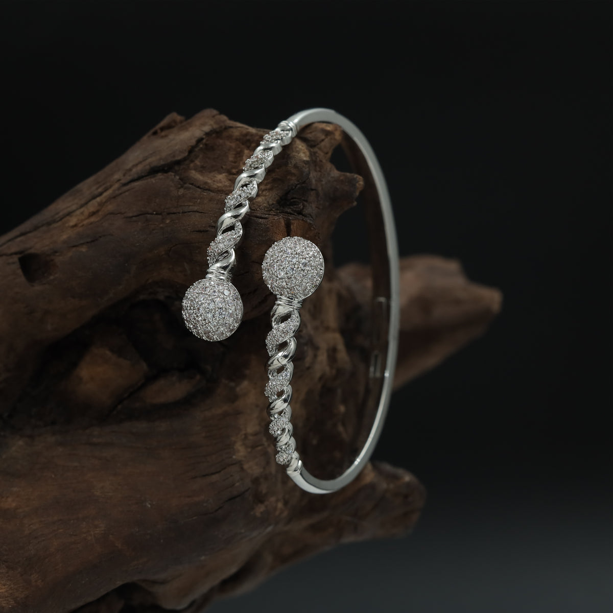 Twisted Rope Style Bracelet with Disc Ends and Textured Detailing