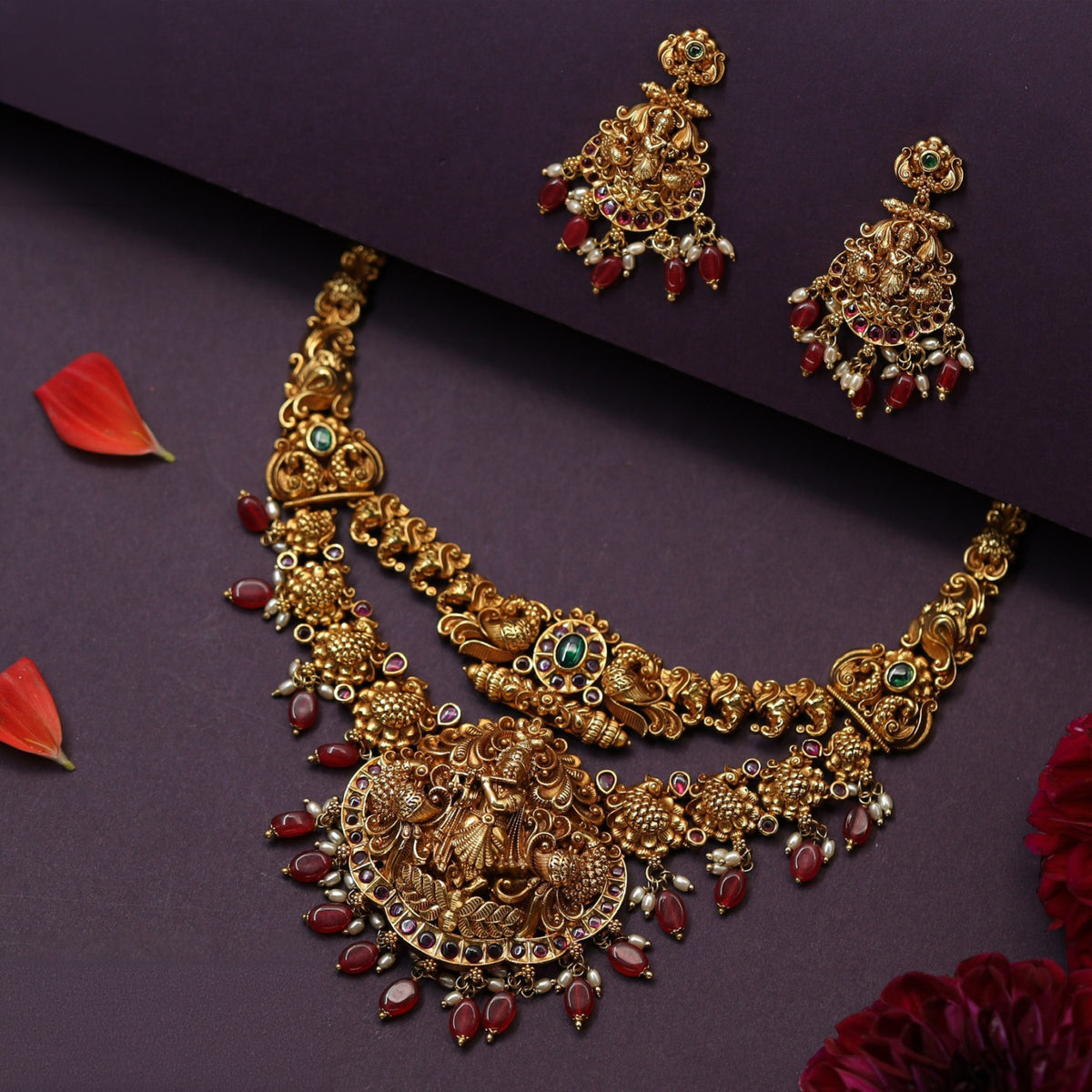 Antique Krishna Necklace With Intricate Traditional Detailing