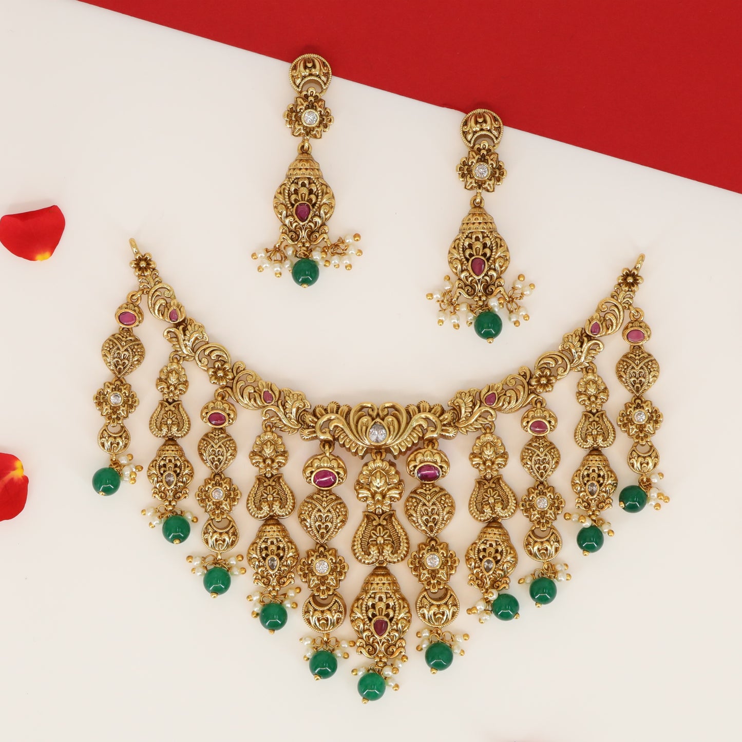 Antique Choker X106295