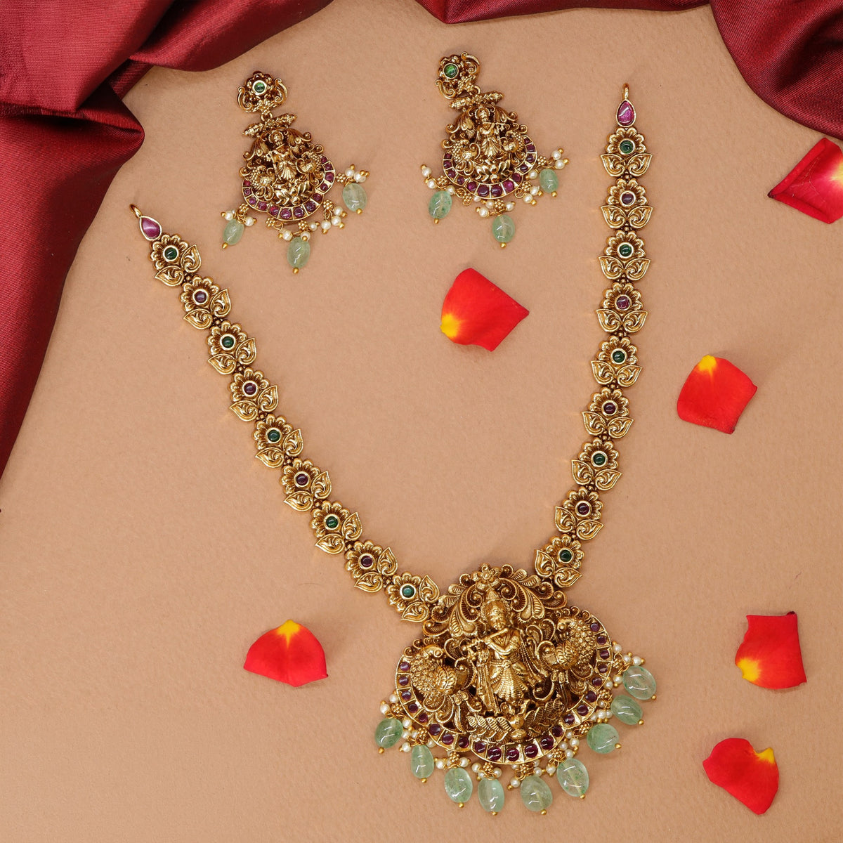 Antique necklace with Lakshmi centre and intricate traditional detailing