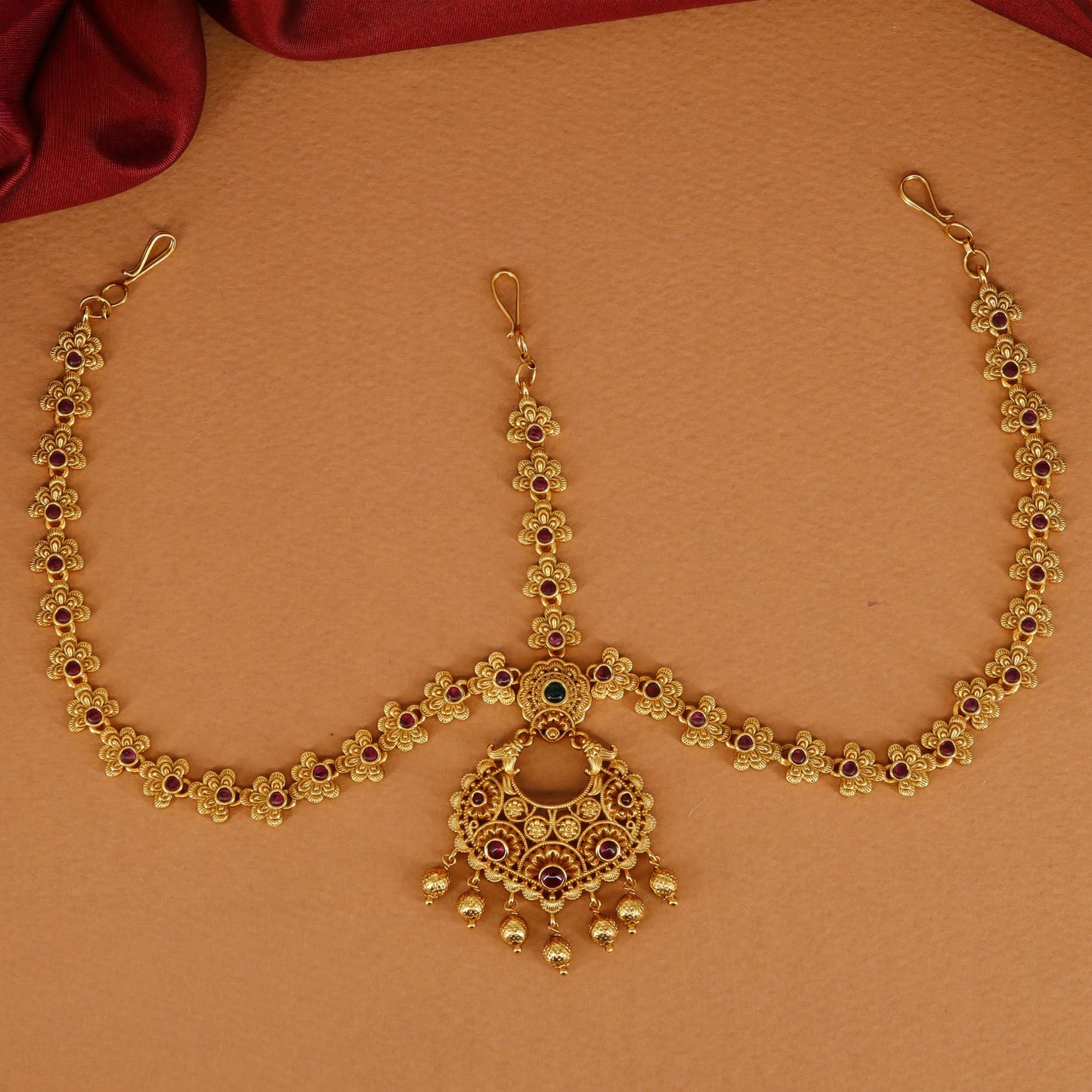 Graceful Floral Chain Headset with Statement Circular Pendant Drop