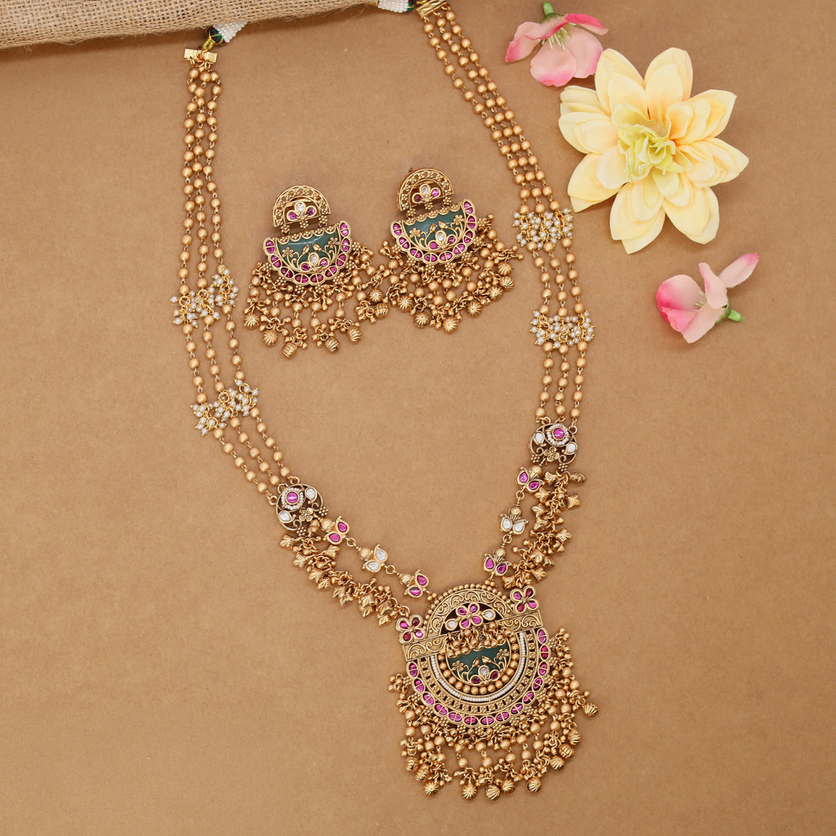 Signature Kundan Long Haara With Elaborate Centre Work