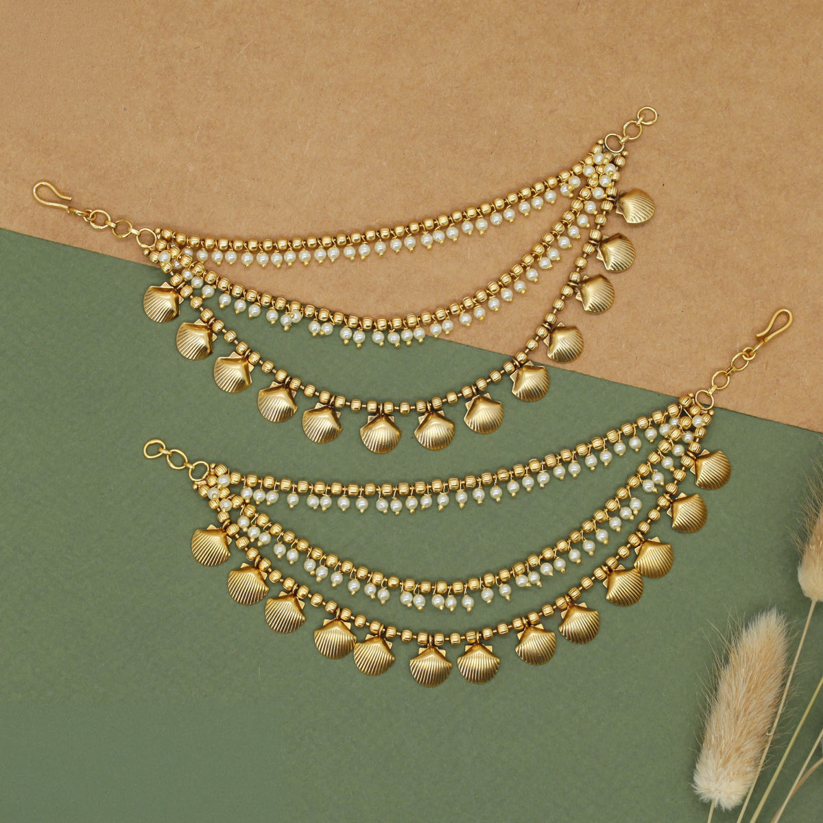 Traditional Antique Mati with Shell Drop Work