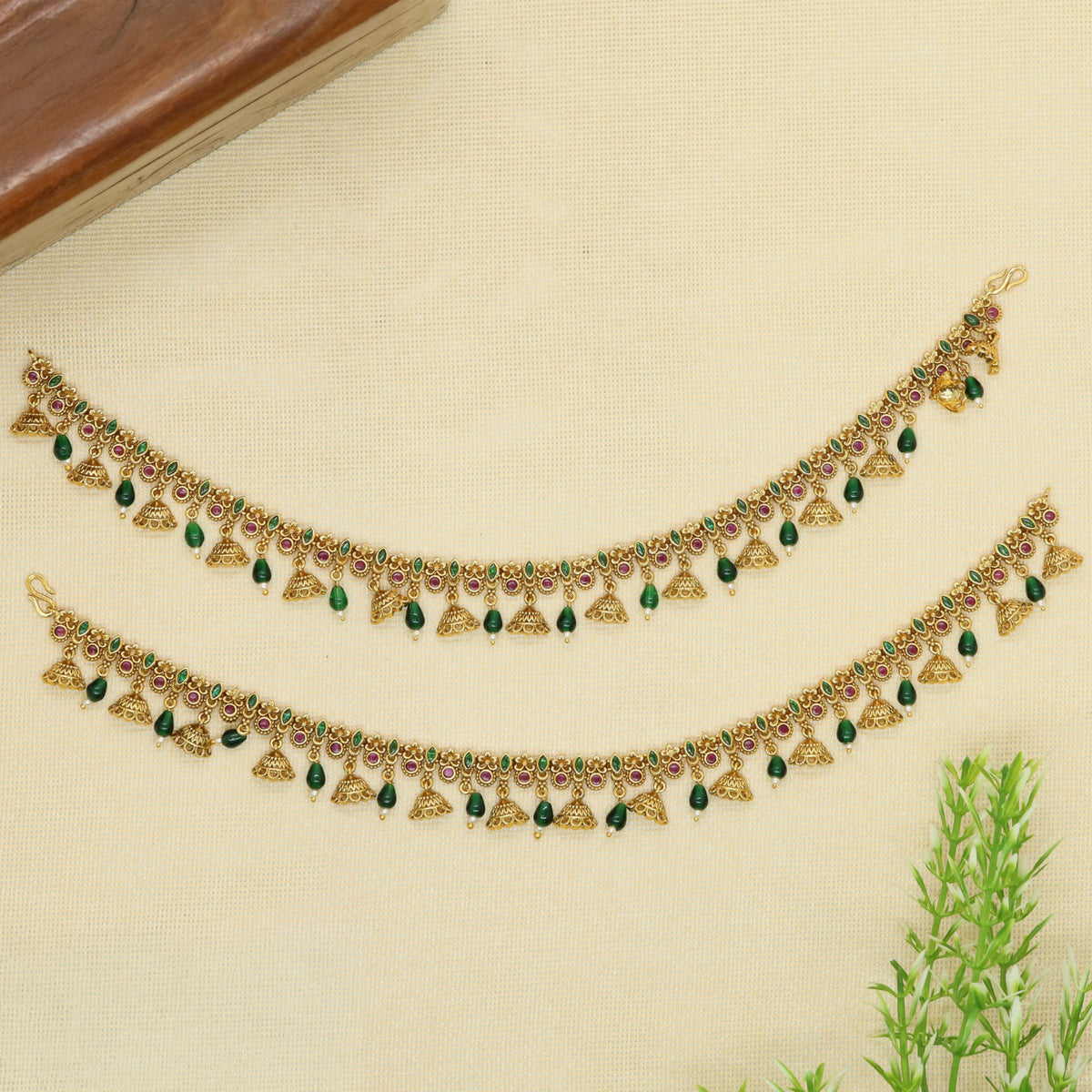 Antique Payal with Intricate Traditional Detailing
