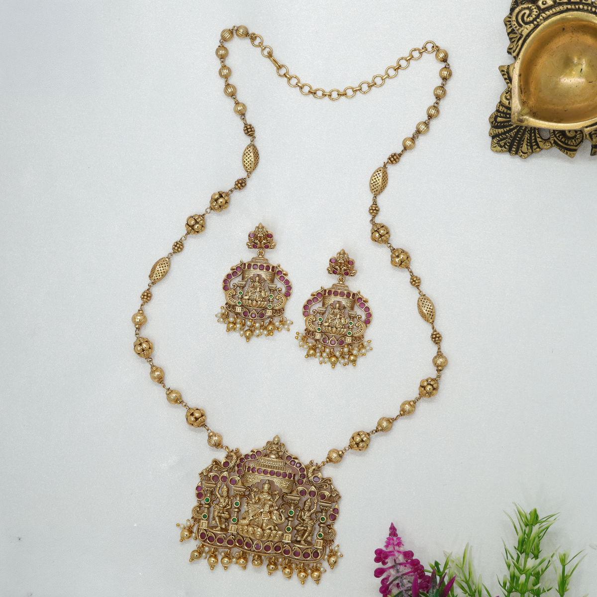 Antique Lakshmi Veena Chain with Pendant