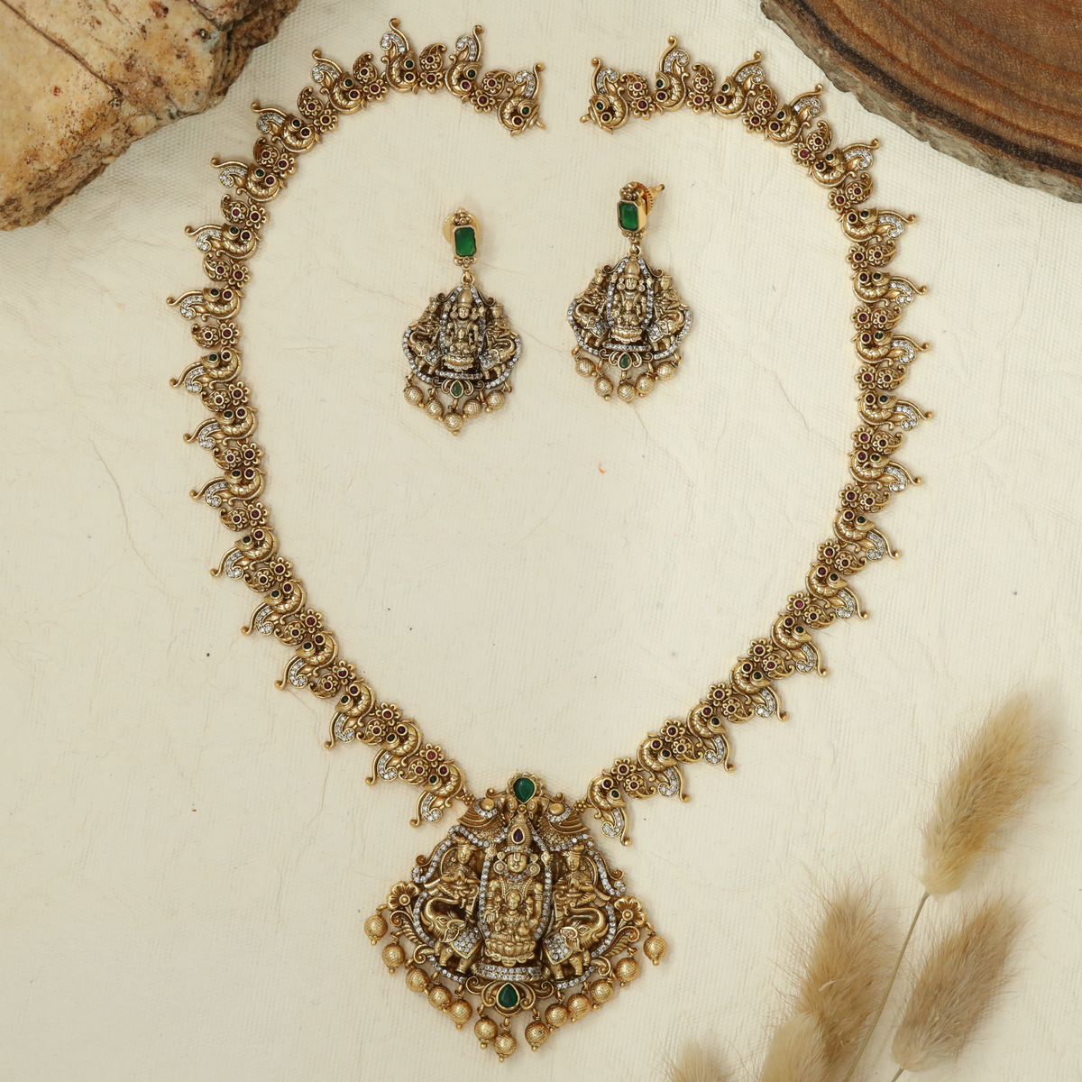Classic Balaji Long Haara with Intricate Heritage Detailing