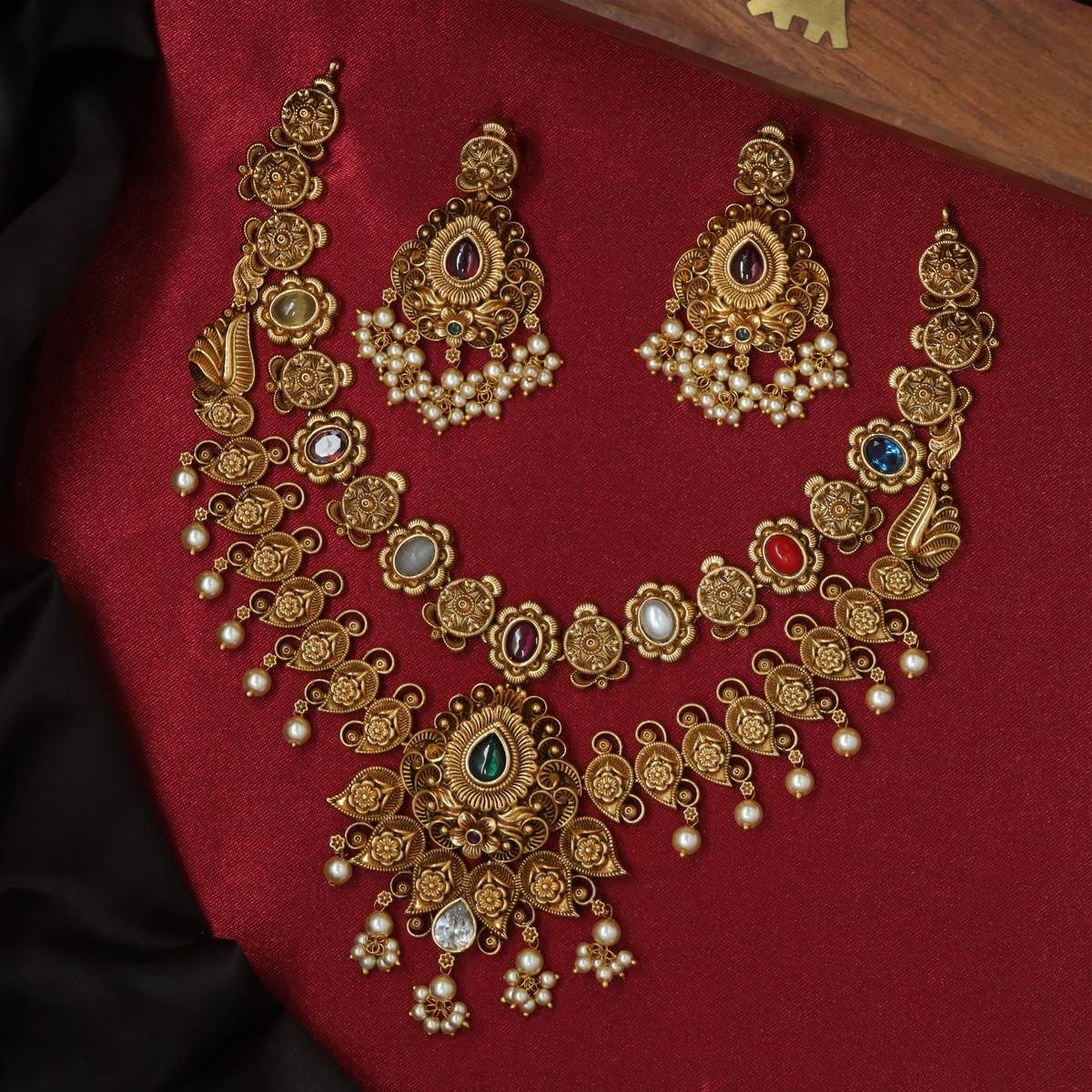 Bridal Antique Necklace Featuring Decorative Floral Links And Pearl Drops