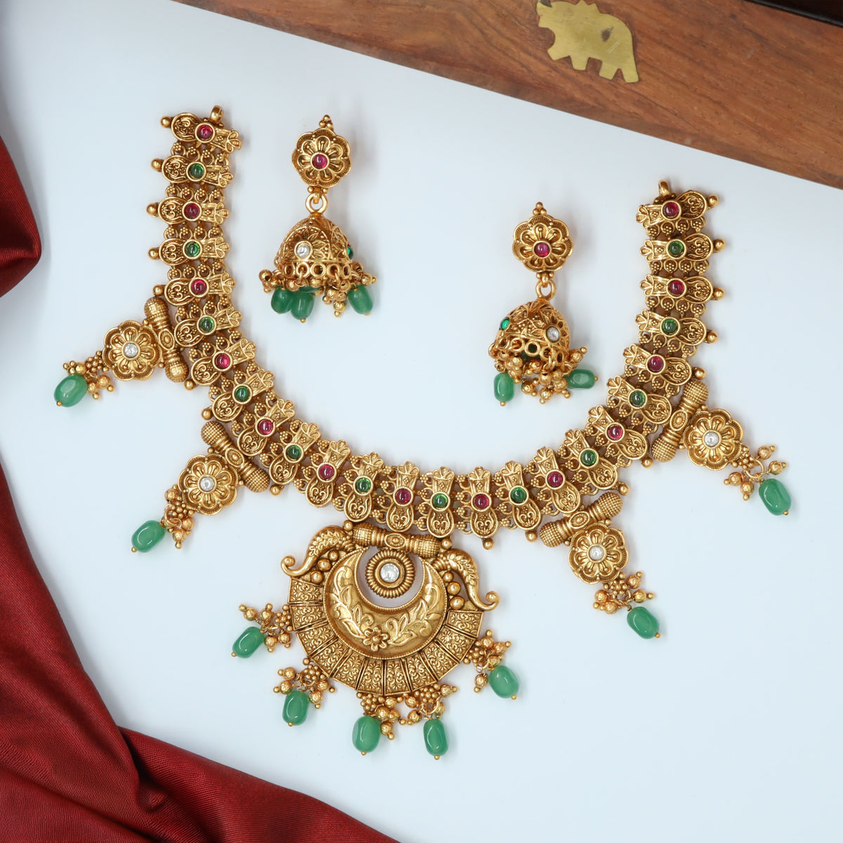 Antique Necklace with Decorative Floral Links