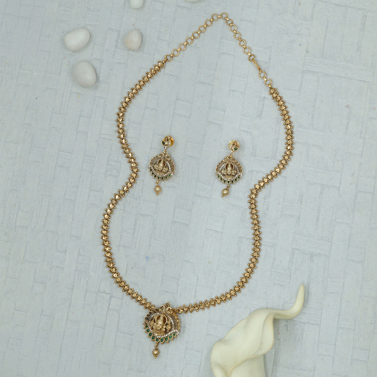 Divine Antique Chain With Pendant and Balaji Design