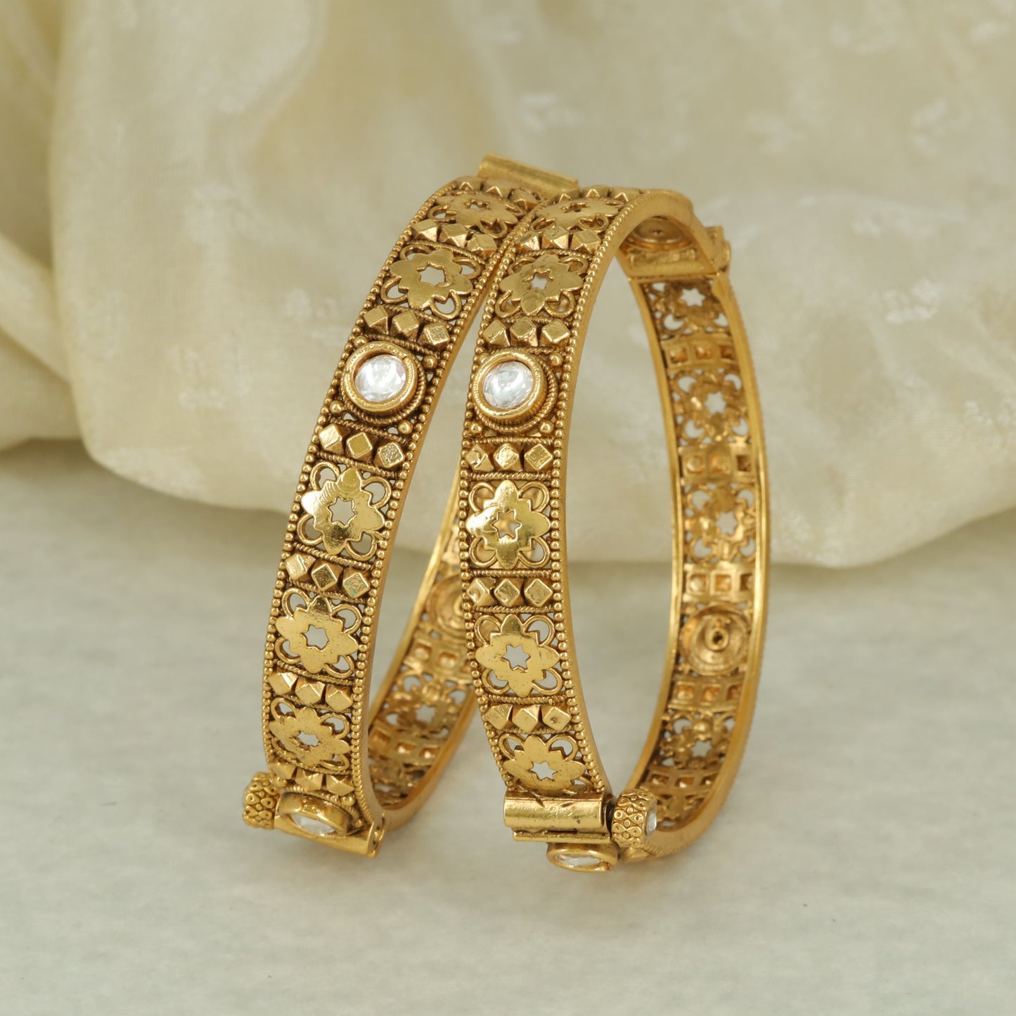 Antique Floral Cutwork Heritage Bangle Set