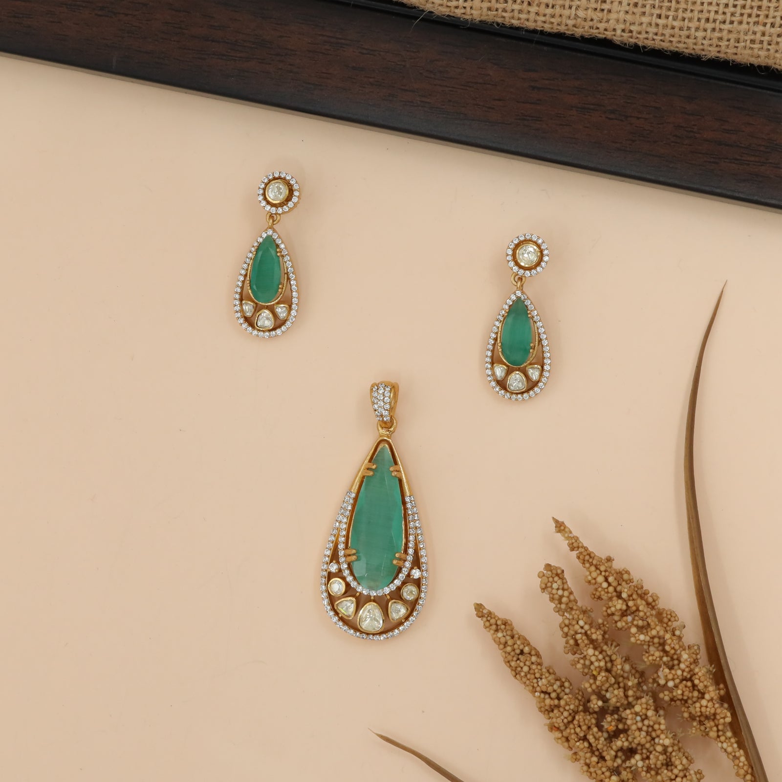 Elongated Teardrop Pendant Set