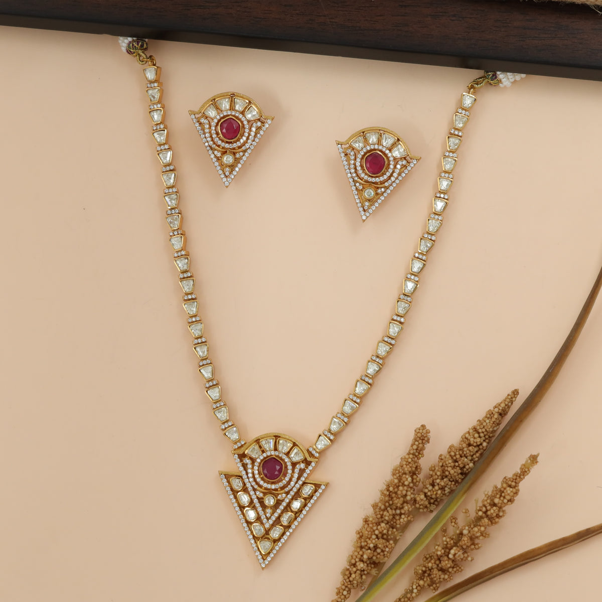 Linear Stone Necklace with Geometric Drop
