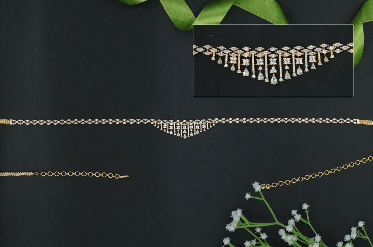 Fine-Link Waist Belt with Central Drop Taper