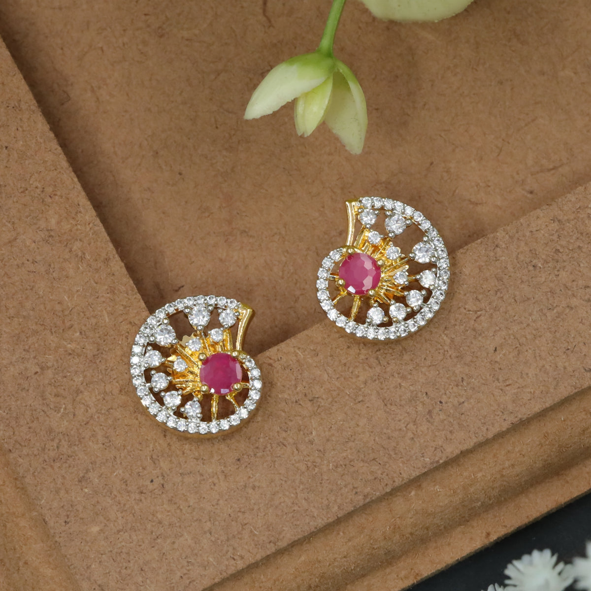 Sunray Pattern Studs with Open Frame Finish