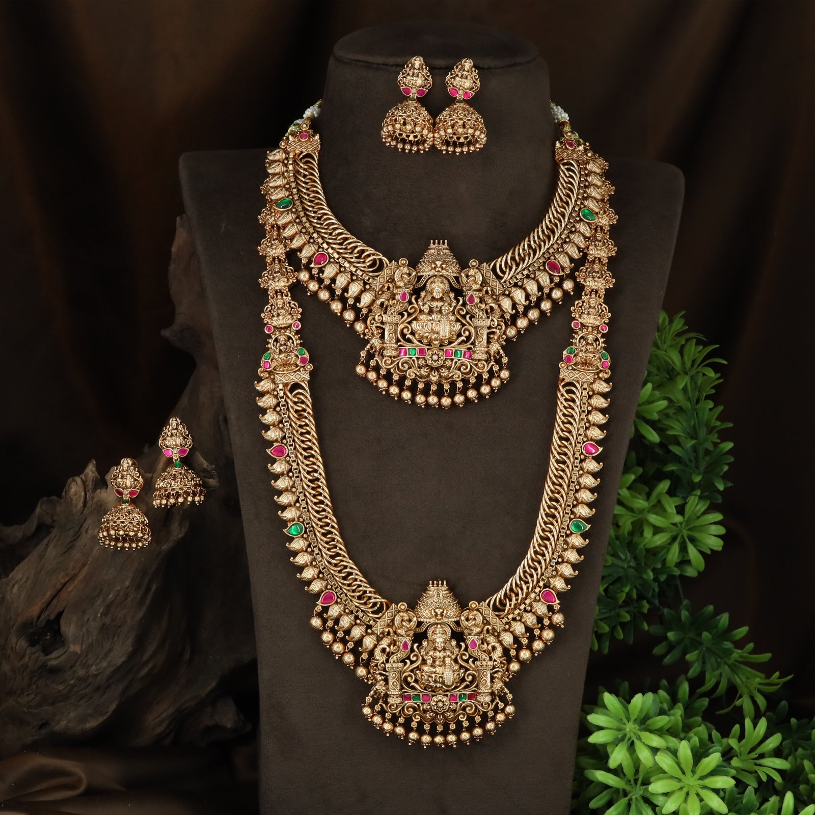 Sri Lakshmi Mandapa Dwaja Simhasana Combo Haaram