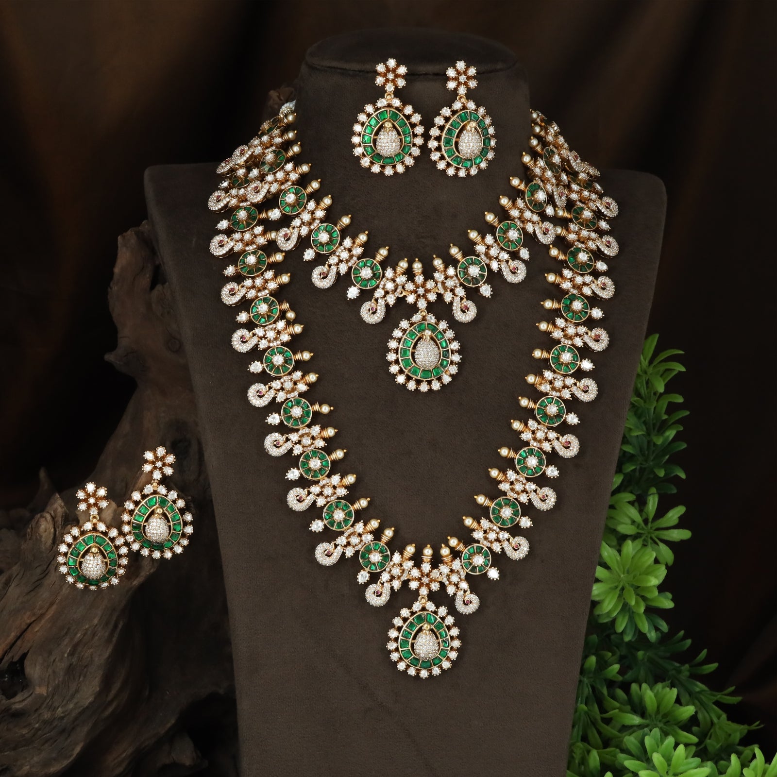 Traditional Circular Peacock Kundan Combo Set with Stone Halo Borders
