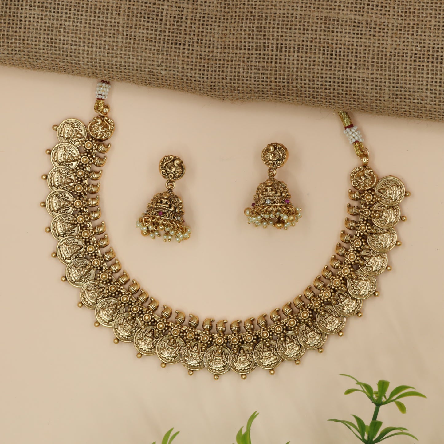 Sri Devi Lotus Kasu Sculpted Temple Neckpiece