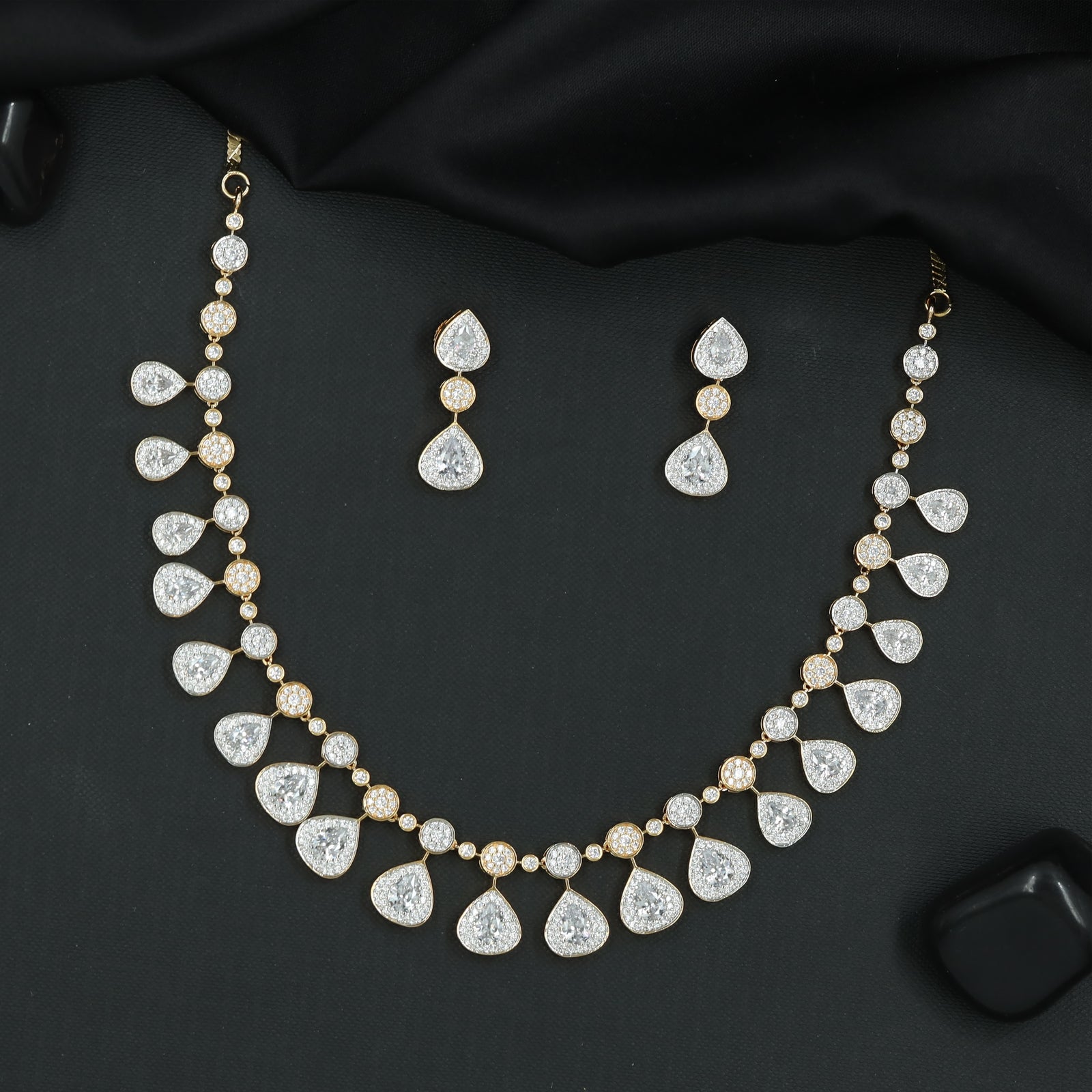Graduated Teardrop Cascade Necklace with Round Link Detailing