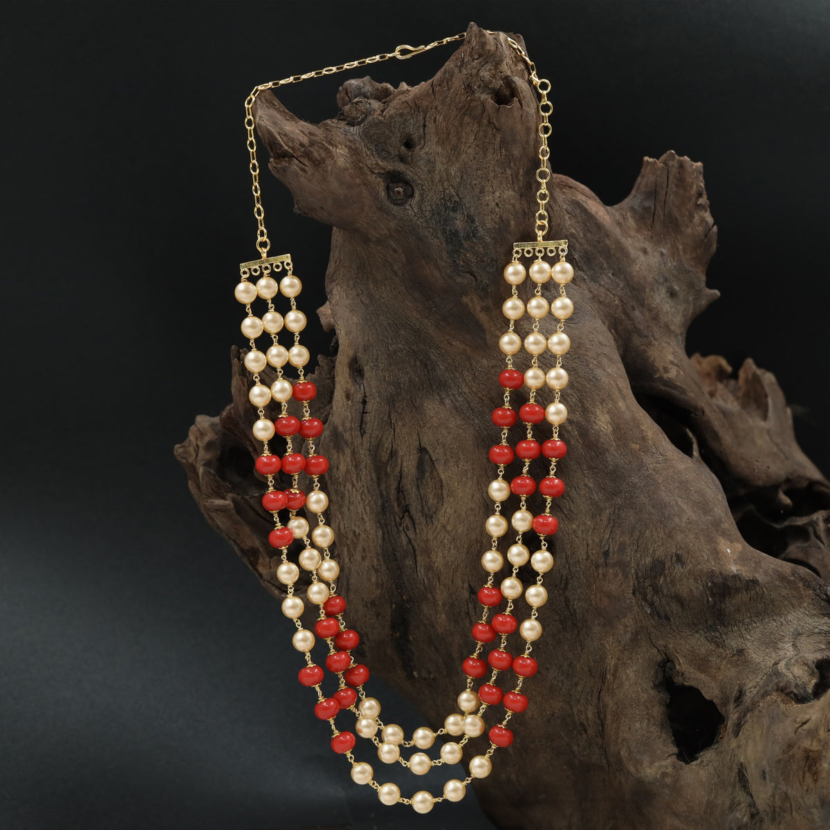 Graceful Parallel Beads Chain with Mixed Round Units and Layered Lower Drapes