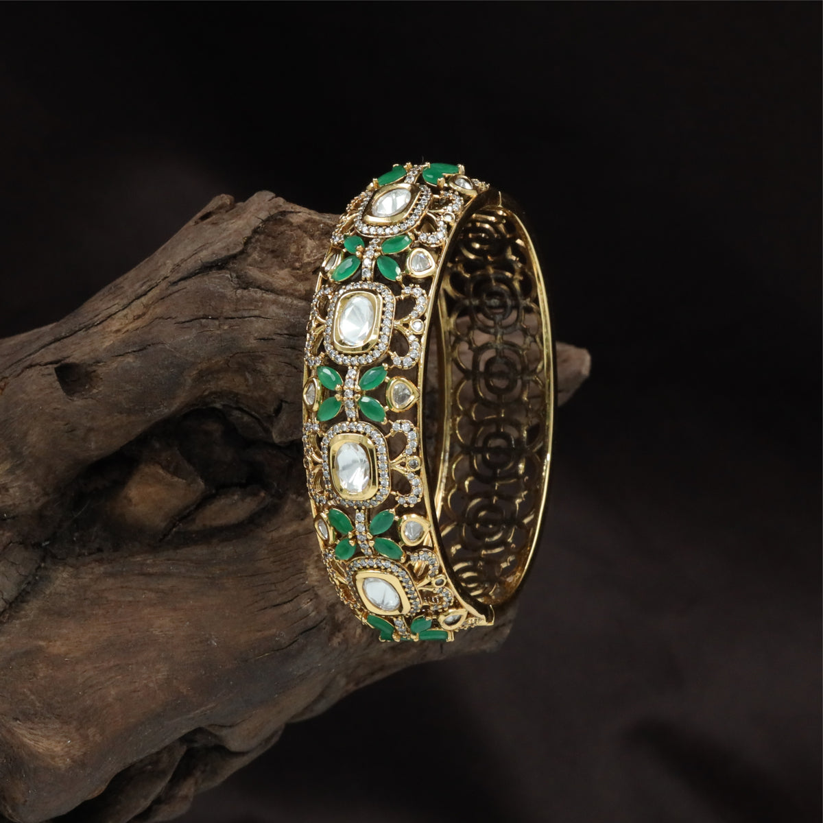 Rising Rectangular Panel Kundan Kada with Floral Side Detailing and Dense Surface